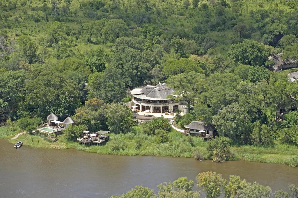 Sanctuary Sussi & Chuma Villa Livingstone Exterior photo