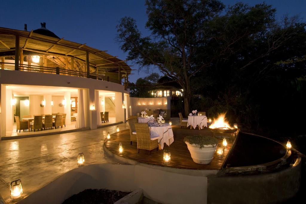 Sanctuary Sussi & Chuma Villa Livingstone Exterior photo