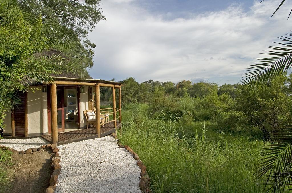 Sanctuary Sussi & Chuma Villa Livingstone Exterior photo